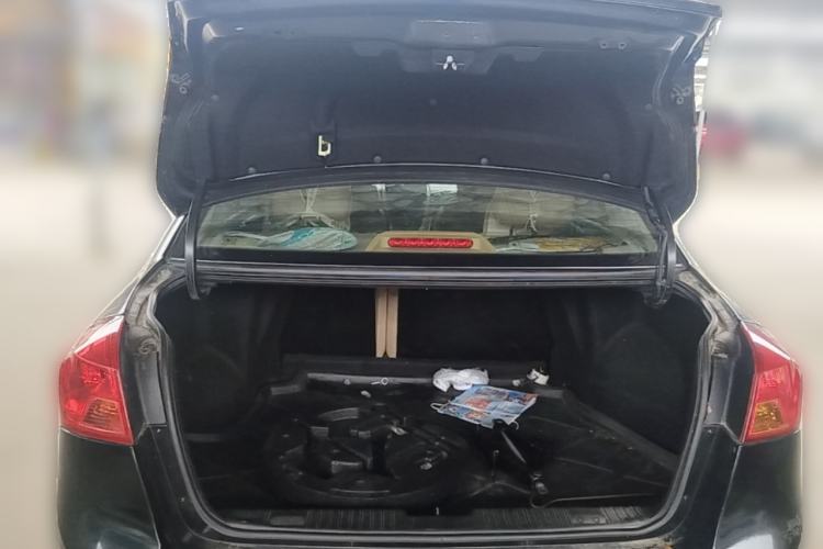 Used Buick Excelle 2013 1.5L Automatic Luxury Model Trunk