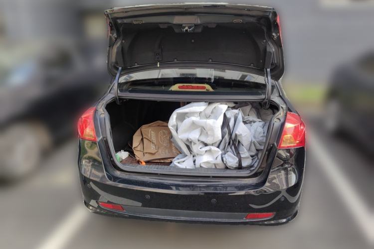 Used Buick Excelle 2013 1.5L Automatic Classic Model Trunk