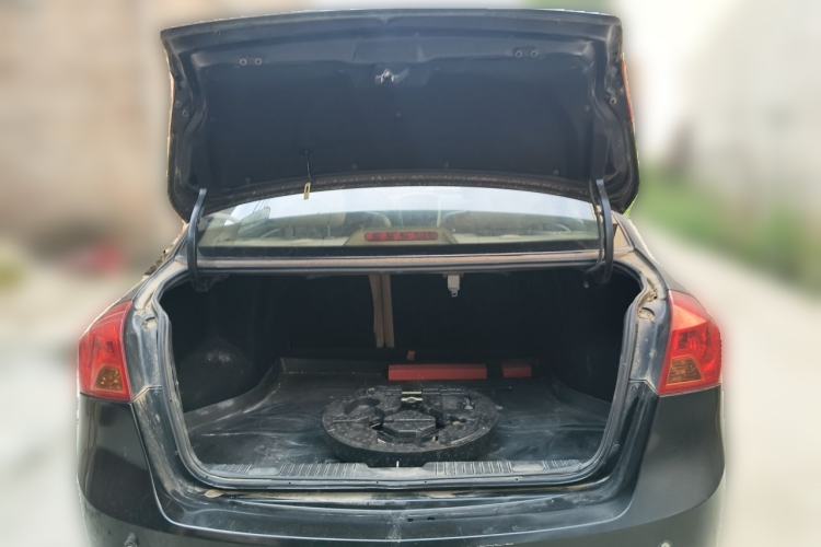 Used Buick Excelle 2013 1.5L Automatic Luxury Model Trunk
