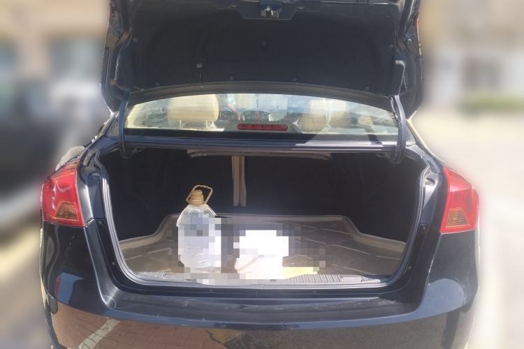 Used Buick Excelle 2013 1.5L Automatic Classic Model Trunk