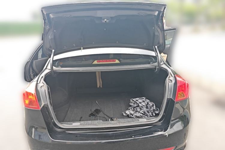 Used Buick Excelle 2013 1.5L Manual Classic Model Trunk
