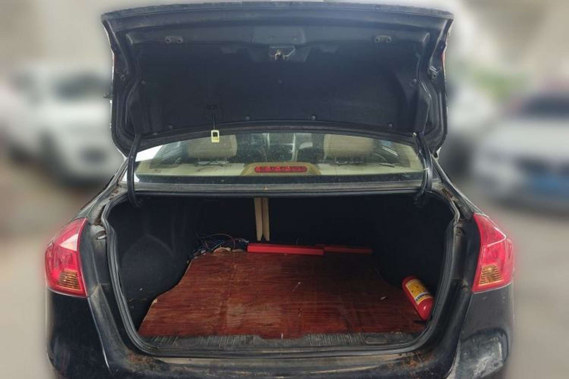 Used Buick Excelle 2013 1.5L Manual Classic Model Trunk