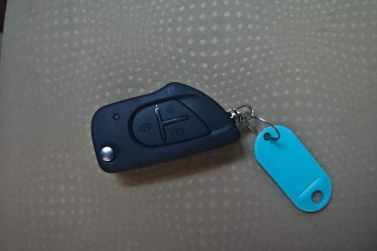 Used Buick Excelle 2013 1.5L Manual Classic Model Vehicle Key