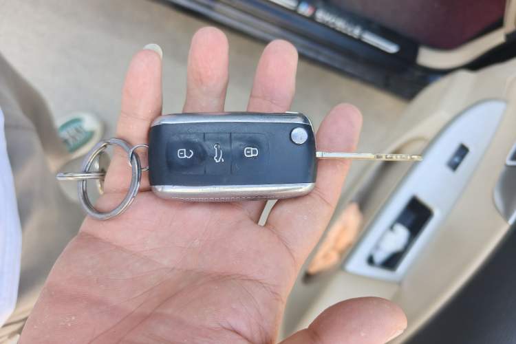 Used Buick Excelle 2013 1.5L Manual Classic Model Vehicle Key
