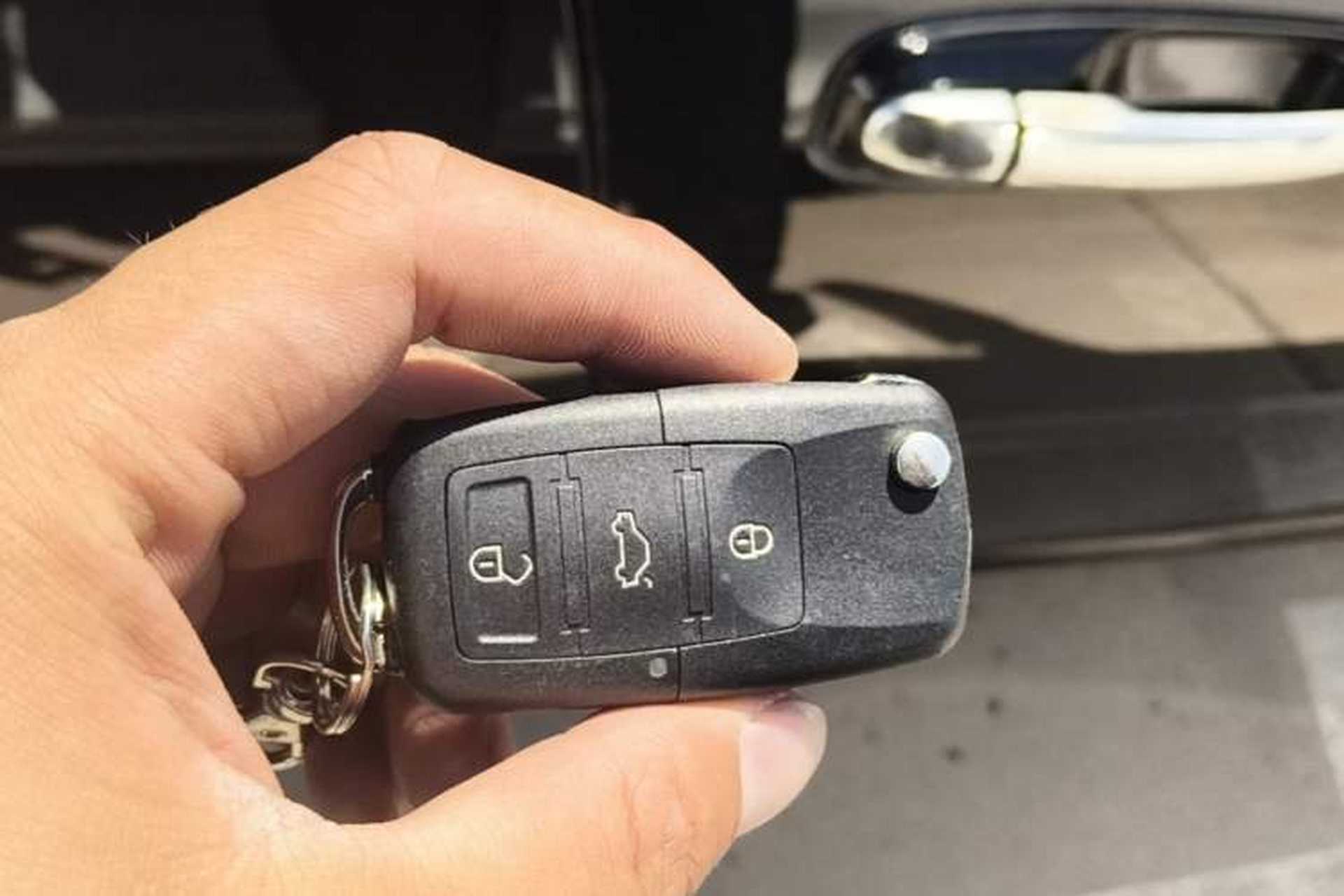 Used Buick Excelle 2013 1.5L Automatic Classic Model Vehicle Key