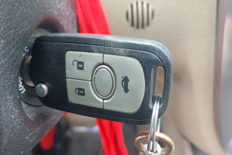 Used Buick Excelle 2013 1.5L Automatic Classic Model Vehicle Key