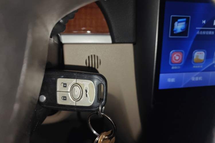Used Buick Excelle 2013 1.5L Manual Luxury Model Vehicle Key