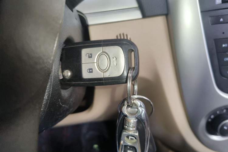 Used Buick Excelle 2013 1.5L Automatic Classic Model Vehicle Key