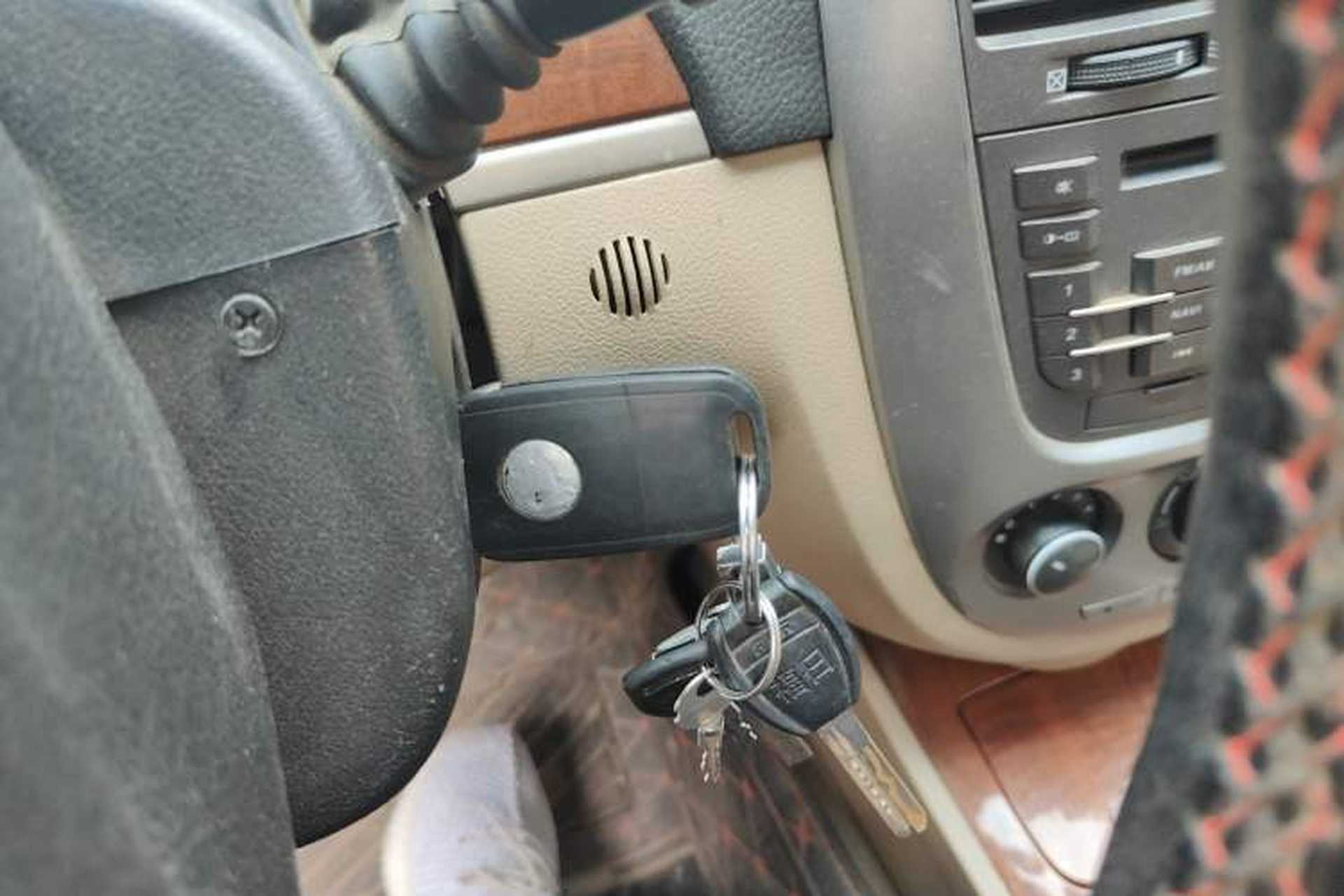 Used Buick Excelle 2013 1.5L Manual Luxury Model Vehicle Key