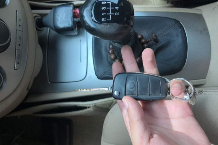 Used Buick Excelle 2013 1.5L Manual Classic Model Vehicle Key