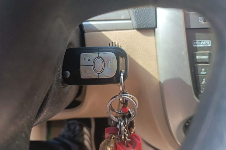 Used Buick Excelle 2013 1.5L Automatic Classic Model Vehicle Key