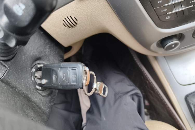 Used Buick Excelle 2013 1.5L Manual Classic Model Vehicle Key