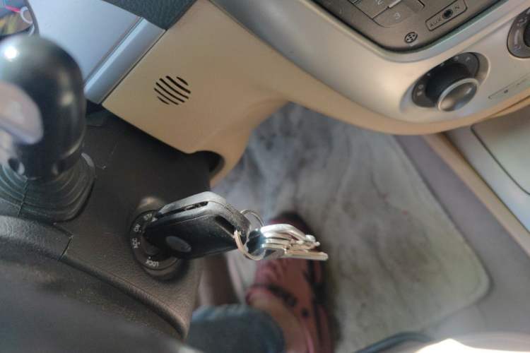 Used Buick Excelle 2013 1.5L Automatic Classic Model Vehicle Key