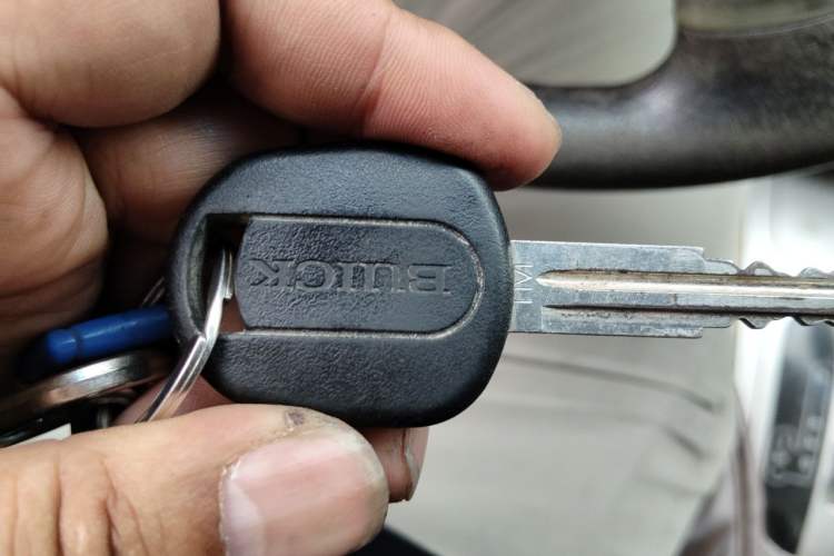 Used Buick Excelle 2013 1.5L Automatic Classic Model Vehicle Key