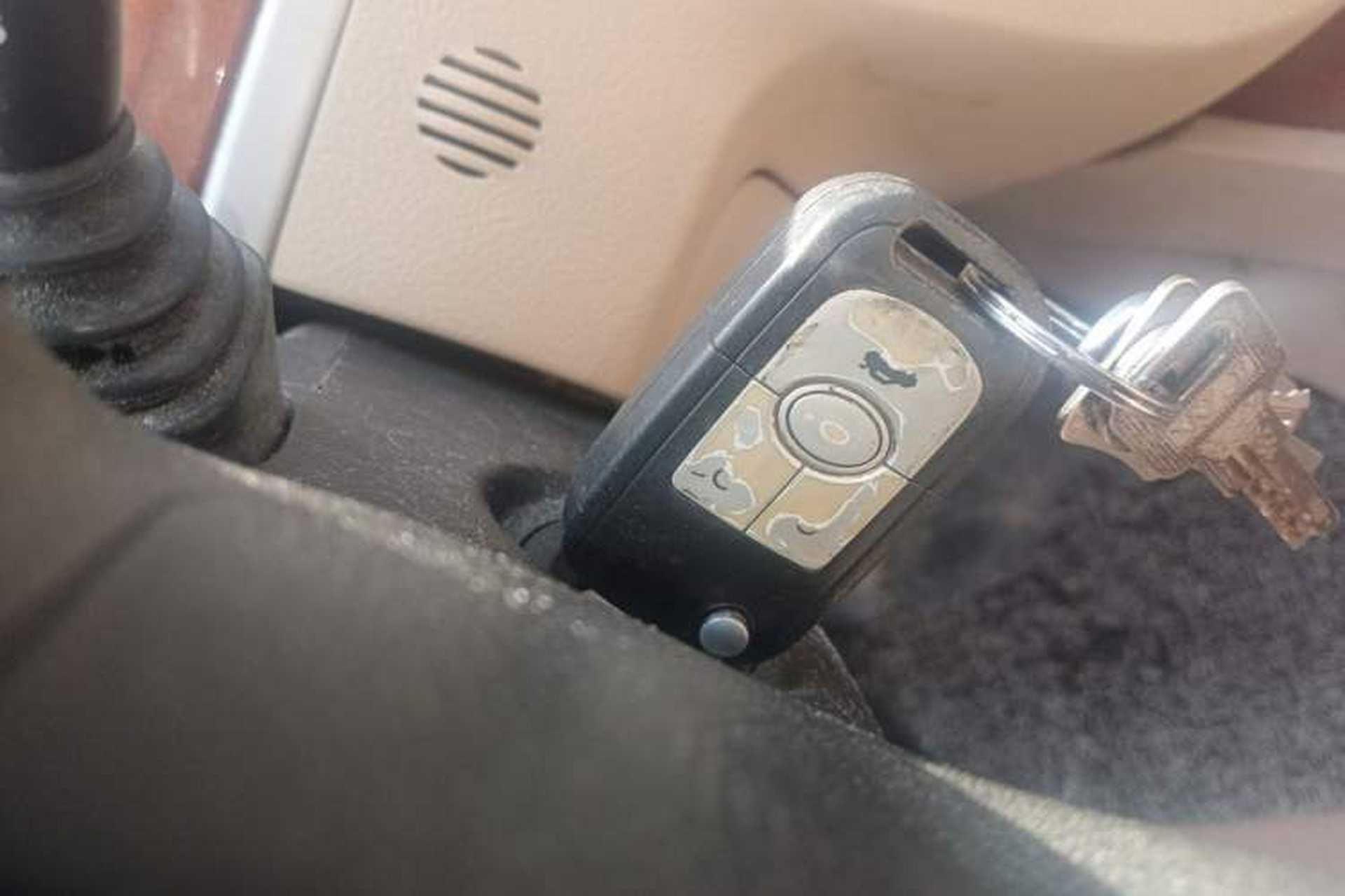 Used Buick Excelle 2013 1.5L Manual Luxury Model Vehicle Key