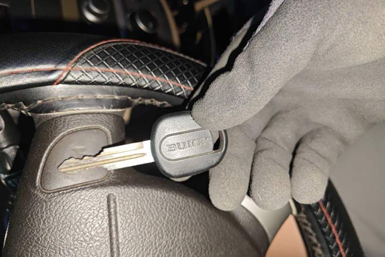 Used Buick Excelle 2013 1.5L Manual Classic Model Vehicle Key