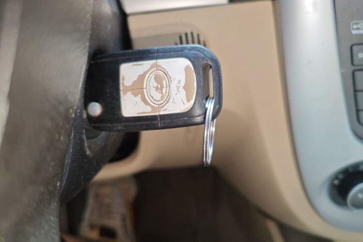 Used Buick Excelle 2013 1.5L Automatic Classic Model Vehicle Key