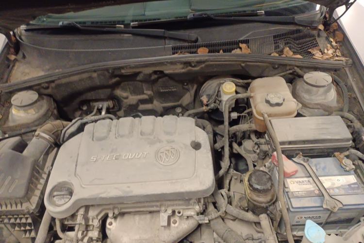 Used Buick Excelle 2013 1.5L Automatic Classic Model Engine Bay