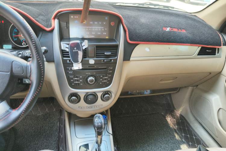 Used Buick Excelle 2013 1.5L Automatic Classic Model Audio And AC Panel