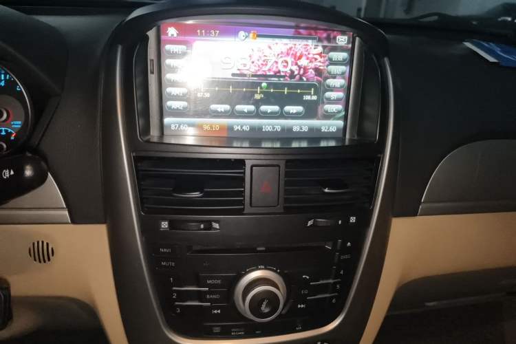 Used Buick Excelle 2013 1.5L Automatic Classic Model Audio And AC Panel