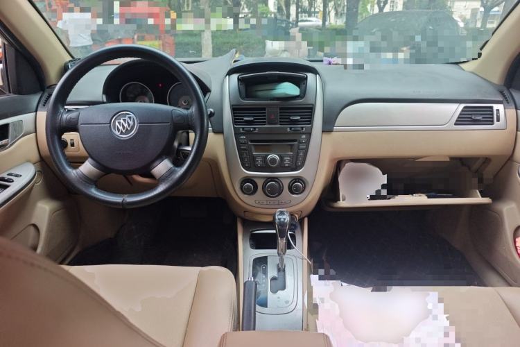 Used Buick Excelle 2013 1.5L Automatic Classic Model Center Console