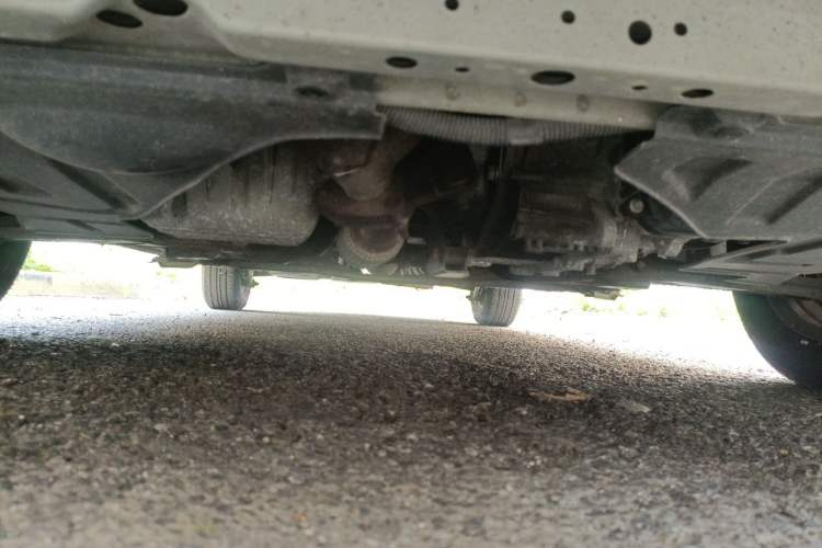 Used Buick Excelle 2013 1.5L Automatic Classic Model Chassis Front