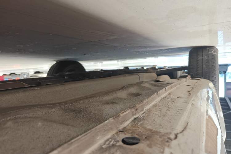 Used Buick Excelle 2013 1.5L Manual Classic Model Chassis Front Left