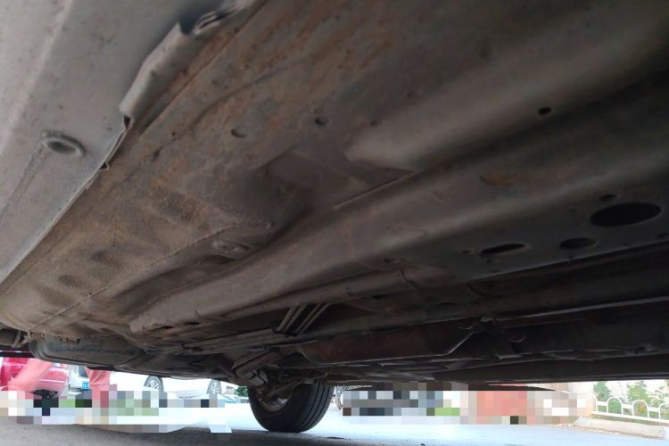 Used Buick Excelle 2013 1.5L Manual Classic Model Chassis Front Right