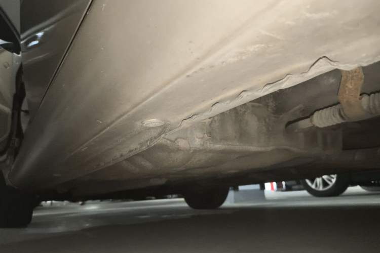 Used Buick Excelle 2013 1.5L Automatic Classic Model Chassis Rear Left