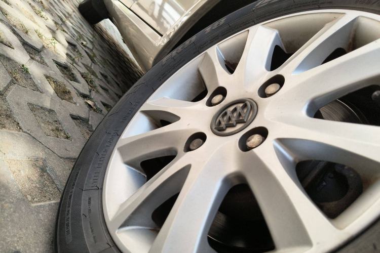 Used Buick Excelle 2013 1.5L Automatic Classic Model Chassis Rear Left