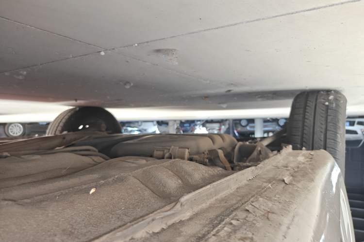 Used Buick Excelle 2013 1.5L Manual Classic Model Chassis Rear Right