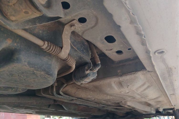 Used Buick Excelle 2013 1.5L Manual Classic Model Chassis Rear Right