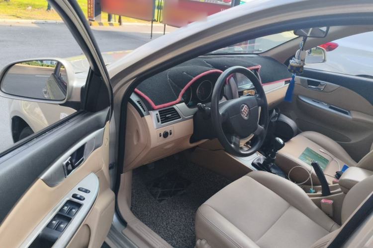 Used Buick Excelle 2013 1.5L Manual Classic Model Driver Seat