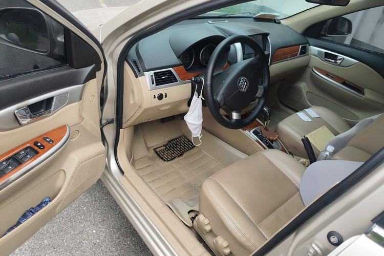 Used Buick Excelle 2013 1.5L Automatic Luxury Model Driver Seat
