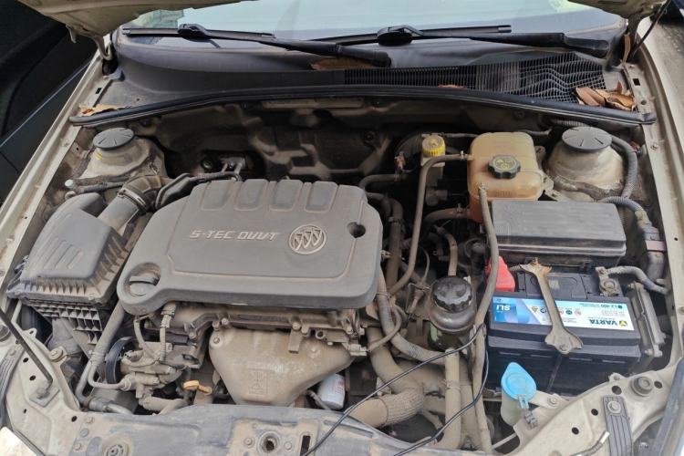 Used Buick Excelle 2013 1.5L Automatic Classic Model Engine Bay