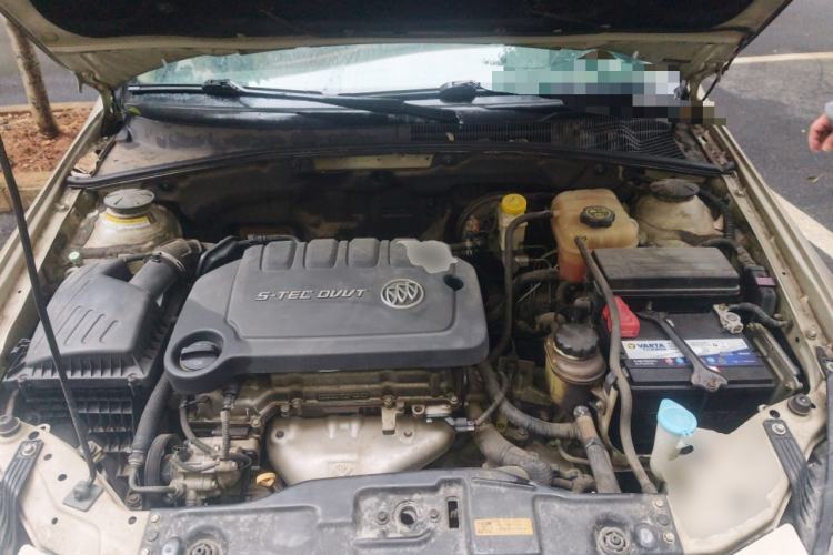 Used Buick Excelle 2013 1.5L Automatic Classic Model Engine Bay