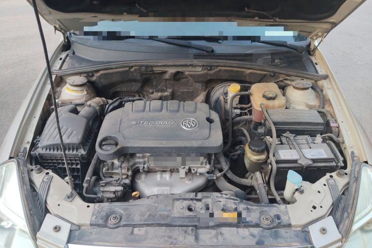 Used Buick Excelle 2013 1.5L Manual Classic Model Engine Bay