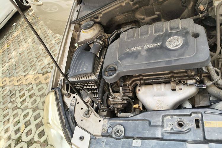 Used Buick Excelle 2013 1.5L Automatic Classic Model Engine Bay Right
