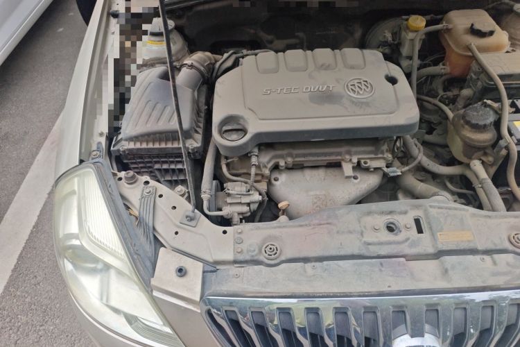 Used Buick Excelle 2013 1.5L Automatic Classic Model Engine Bay Right