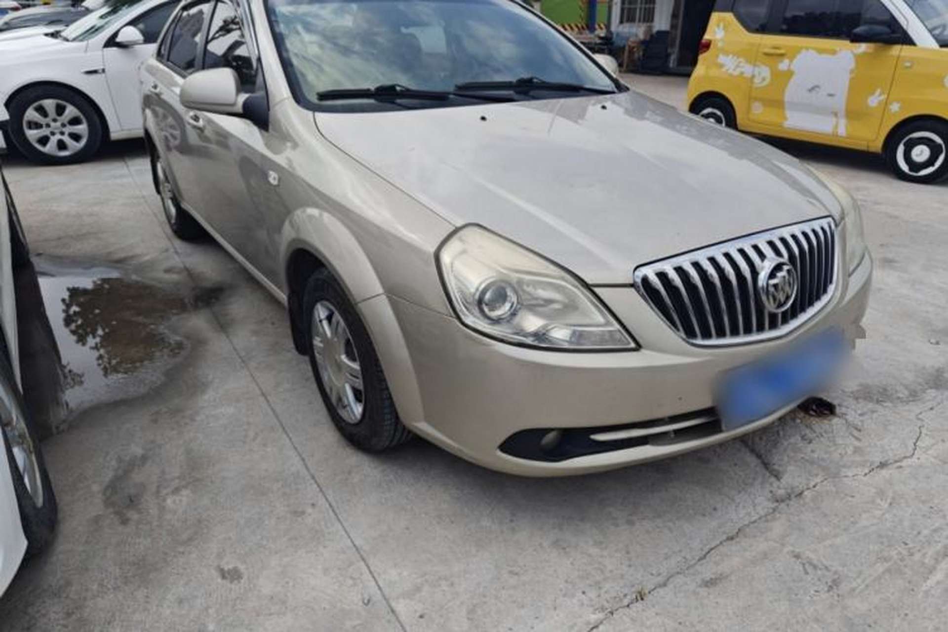Used Buick Excelle 2013 1.5L Automatic Classic Model Exterior 1