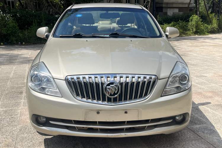 Used Buick Excelle 2013 1.5L Automatic Classic Model Exterior 1