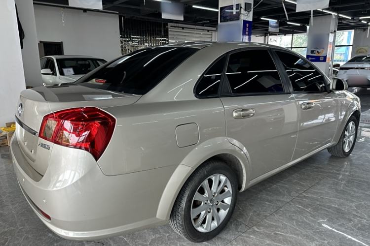 Used Buick Excelle 2013 1.5L Manual Luxury Model Exterior 2