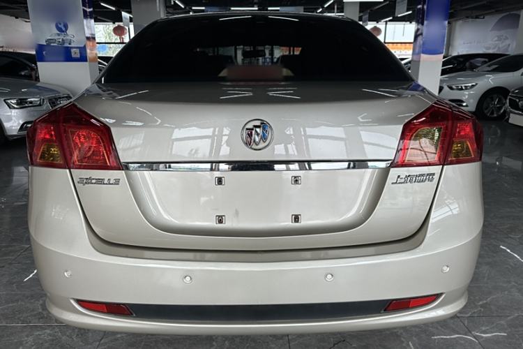 Used Buick Excelle 2013 1.5L Manual Luxury Model Exterior 3
