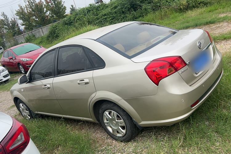 Used Buick Excelle 2013 1.5L Automatic Classic Model Exterior 5