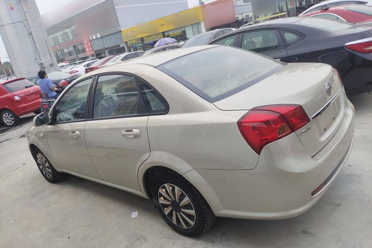 Used Buick Excelle 2013 1.5L Automatic Classic Model Exterior 5