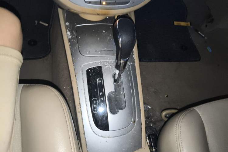 Used Buick Excelle 2013 1.5L Automatic Classic Model Gear Lever