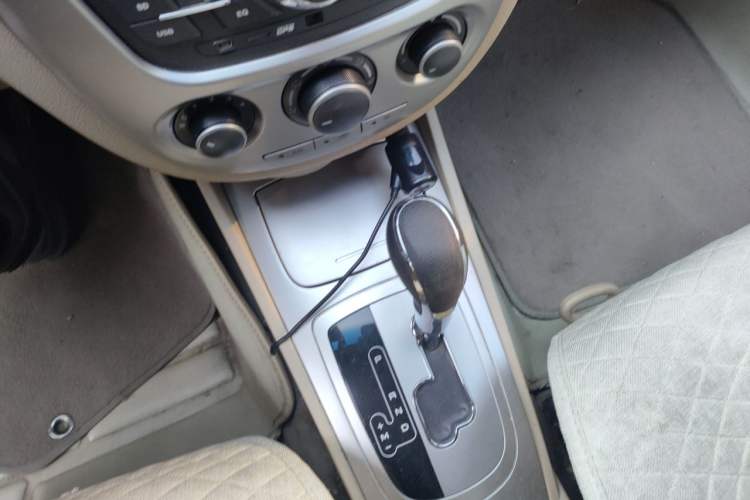 Used Buick Excelle 2013 1.5L Automatic Classic Model Gear Lever