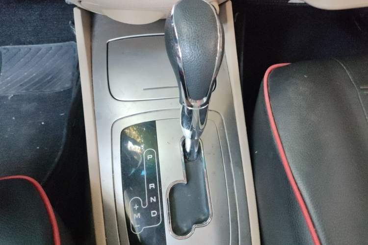 Used Buick Excelle 2013 1.5L Automatic Classic Model Gear Lever