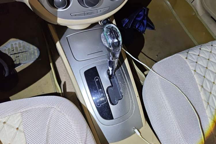 Used Buick Excelle 2013 1.5L Automatic Classic Model Gear Lever