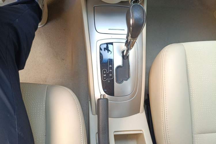 Used Buick Excelle 2013 1.5L Automatic Classic Model Gear Lever